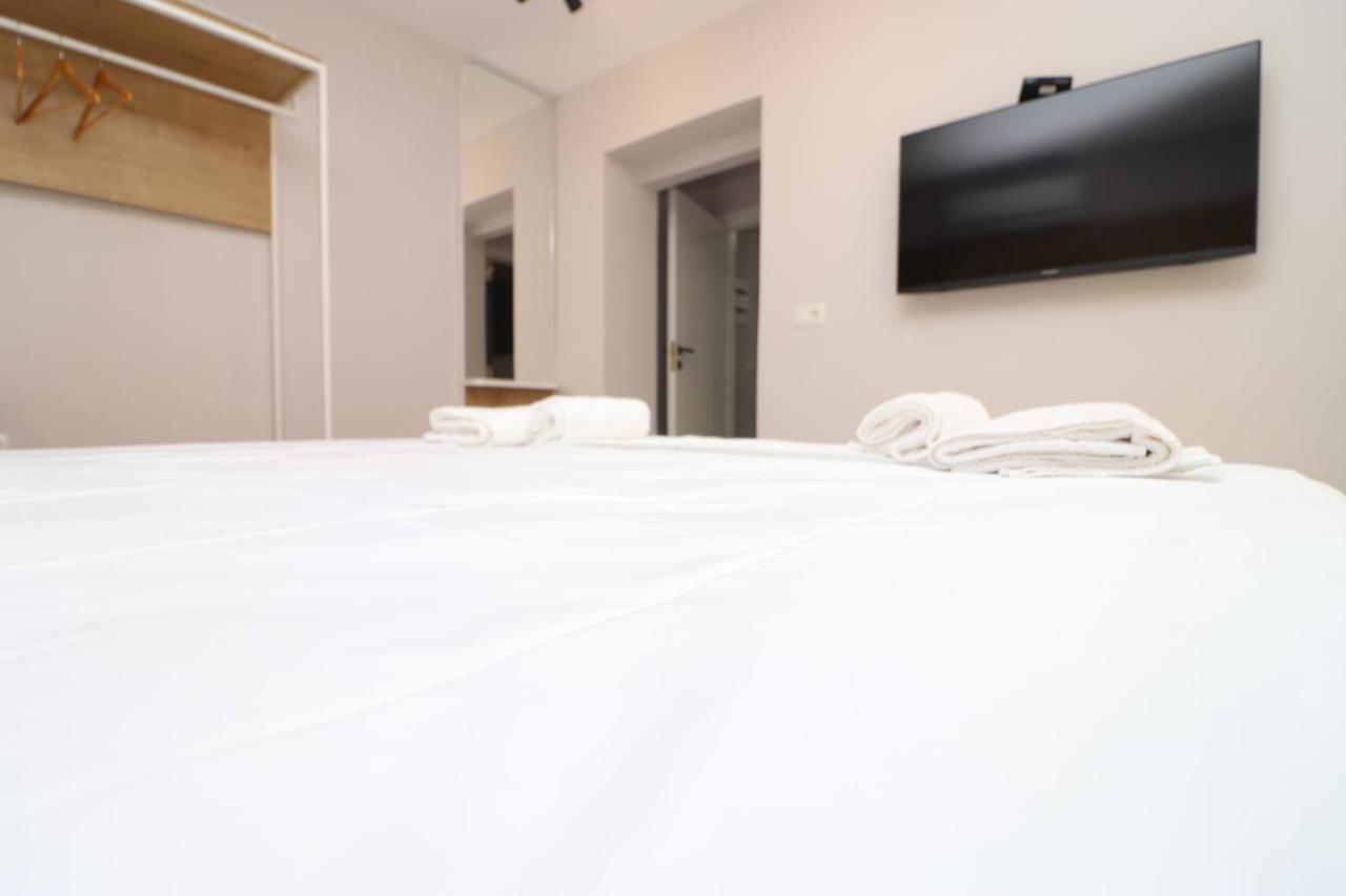 Hercules Room Himare Buitenkant foto
