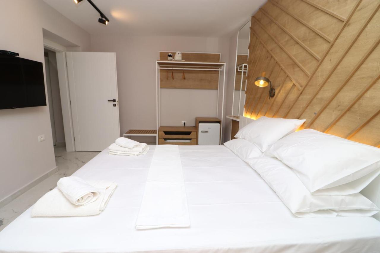 Hercules Room Himare Buitenkant foto