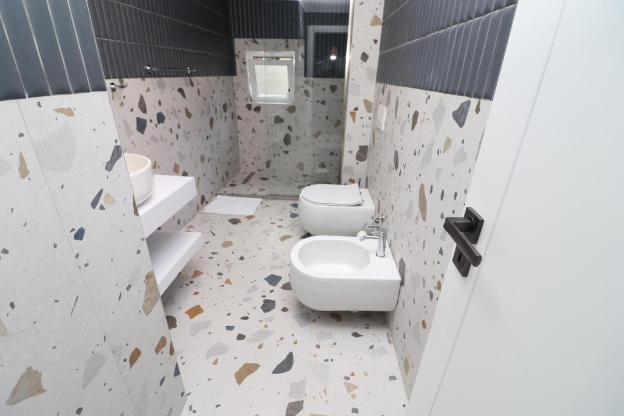 Hercules Room Himare Buitenkant foto